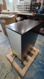 (Outlet) -Innbyggbart vinskap - Arctic Collection 30D Fullglass Black