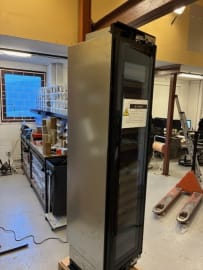 (Outlet) - Innbyggbart vinskap - Edge 45D Panel Ready