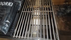 (Outlet) - Stainless Collection - Fristående gasolgrill med 6 brännare och infraröd PowerSear Zone