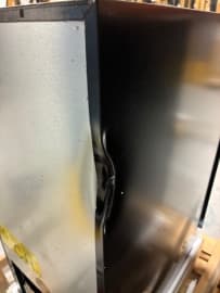 (Outlet) - Innbyggbart vinskap - Arctic Collection 40D Fullglass Black