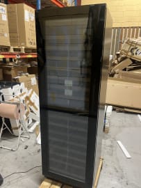 (Outlet) - Vinkøleskab til indbygning - WineCave Infinite 187D Push-Pull 