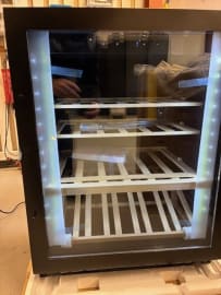 (Outlet) - Vinkøleskab til indbygning - WineCave 700 60S Anthracite Black