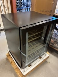(Outlet) - Vinkøleskab til indbygning - WineCave 700 60S Anthracite Black