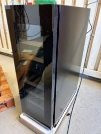 (Outlet) - Innbyggbart vinskap - WineCave 800 30D Fullglass Black
