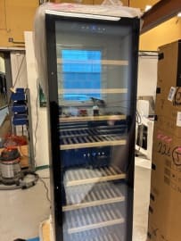 (Outlet) - Fritstående vinkøleskab - WineExpert 180 Fullglass Black 