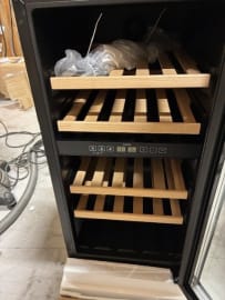 (Outlet) - Vinkøleskab til indbygning -Arctic Collection 40D Fullglass Black