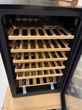 outlet-fritstaende-vinkoleskab-polar-collection-49