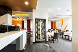 vinkoleskab-til-indbygning-teca-b-h10-black