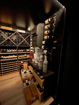 kuhlaggregat-klimaanlage-fur-weinraum-ec10