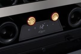 integrierbarer-weinkuhlschrank-winekeeper-exclusive-23s-push-pull