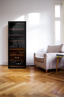 free-standing-wine-fridge-wineexpert-126-fullglass-black