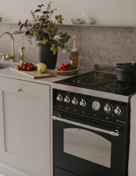 piano-de-cuisson-dolce-vita-60-cm-1-four-noir-laiton-induction