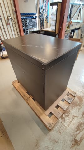 outlet-pure-modul-med-opbevaringsskab-og-skuffer-sort