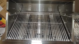 outlet-pure-fristaende-gasolgrill-med-4-brannare-och-infrarod-sidobrannare-rostfri