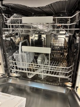 outlet-dolce-vita-opvaskemaskine-sort-bronze