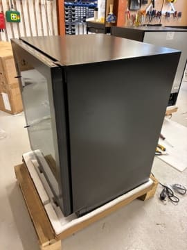 outlet-innbyggbart-vinskap-winecave-700-60s-anthracite-black