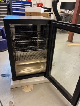 outlet-frittstaende-olskap-outdoor-collection-63-black