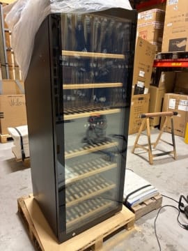 outlet-fritstaende-vinkoleskab-wineexpert-126-fullglass-black