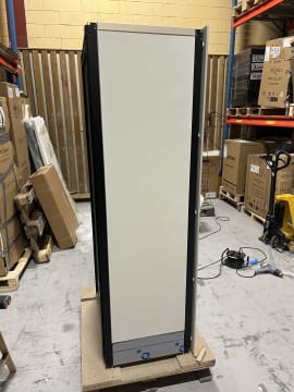 outlet-vinkoleskab-til-indbygning-teca-b-m10-black