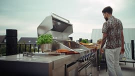 stainless-collection-barbecue-a-gaz-independant-avec-6-bruleurs-et-powersear-zone-infrarouge