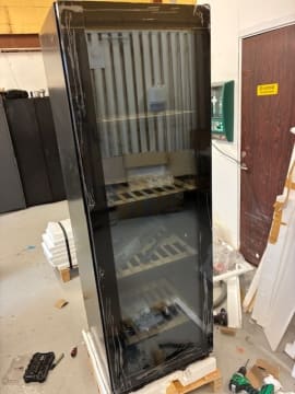 outlet-vinlagringsskap-velvet-125-glass