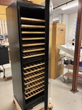 outlet-vinkoleskab-til-indbygning-winecave-187-anthracite-black