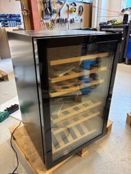 outlet-freistehender-weinkuhlschrank-polar-collection-51