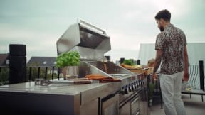 stainless-collection-frittstaende-gassgrill-med-6-brennere-og-infrarod-powersear-zone