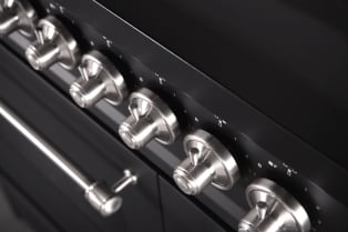 cuore-induktionkomfur-90-cm-2-ovne-sort-borstet-stal