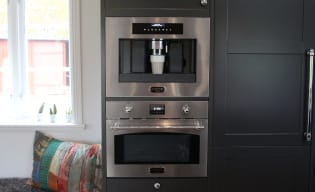 Four micro-ondes combiné encastrable