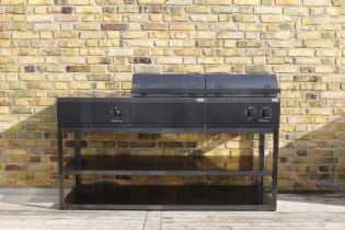 Holzkohlegrills - Freistehend und zum Einbau in Outdoorküchen