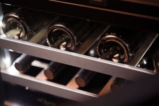 Integrated wine fridge - WineKeeper Exclusive 112D Push/Pull
