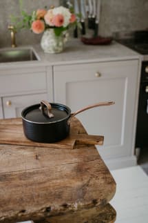 Kochtopf mit Deckel 16 cm / 1,6 Liter – Schwarz