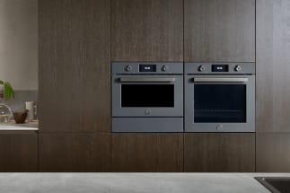 Professional - Kombiovn med mikro 60 cm (Carbonio)