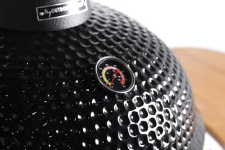 fritstaende-kamado-medio-21-inkl-tilbehorspakke