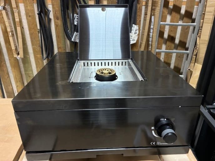 outlet-nordic-line-integrerbar-sidebrenner-svart