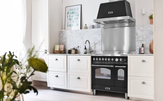 piano-de-cuisson-dolce-vita-90-cm-2-fours-noir-chrome-induction