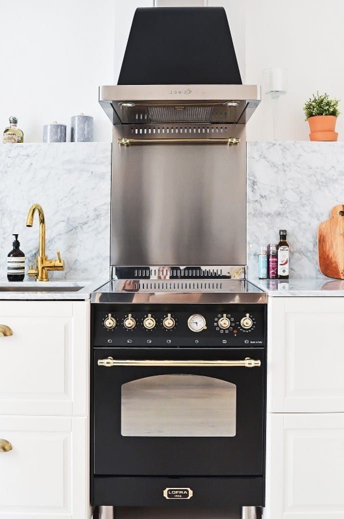 ensemble-piano-de-cuisson-dolcevita-60-cm-piano-de-cuisson-a-induction-hotte-credence