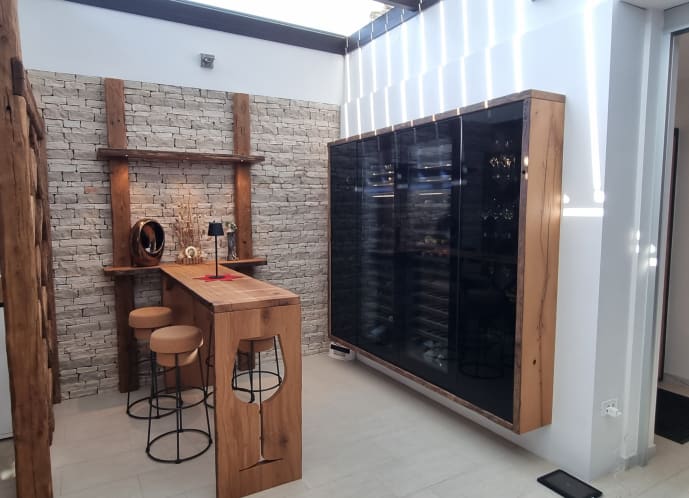 integrierbarer-weinkuhlschrank-winekeeper-112d-push-pull