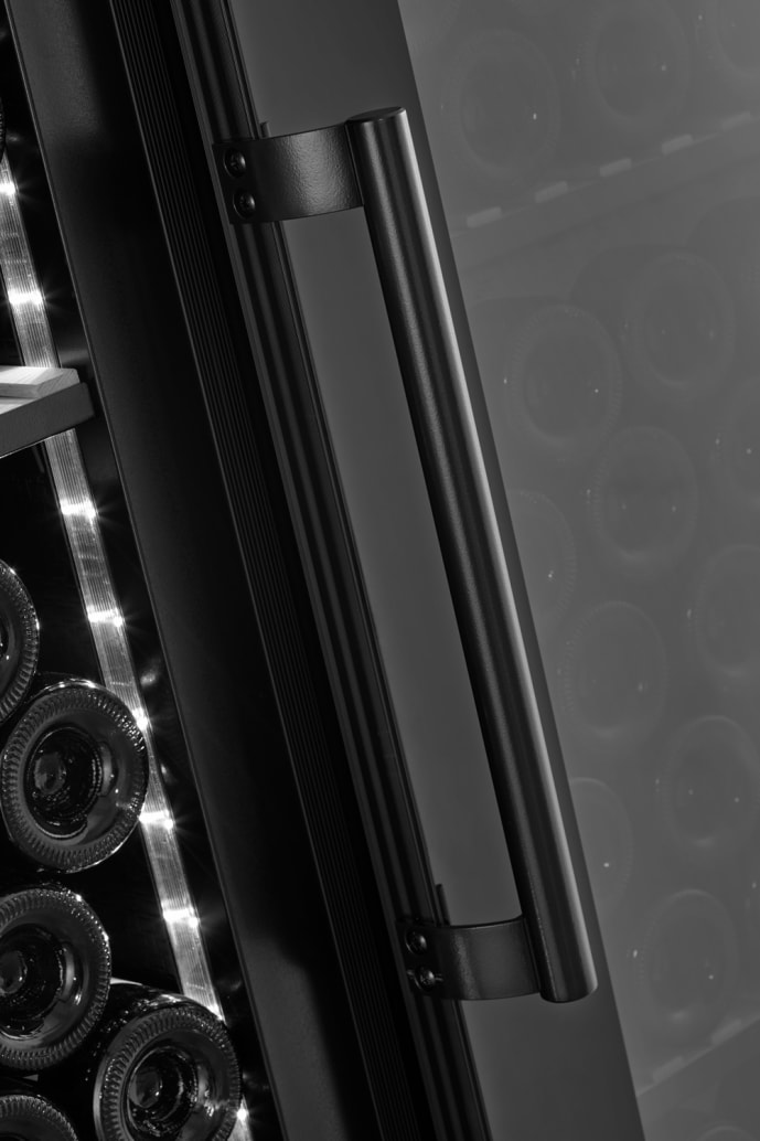 wine-cabinet-velvet-220-glass-double-door