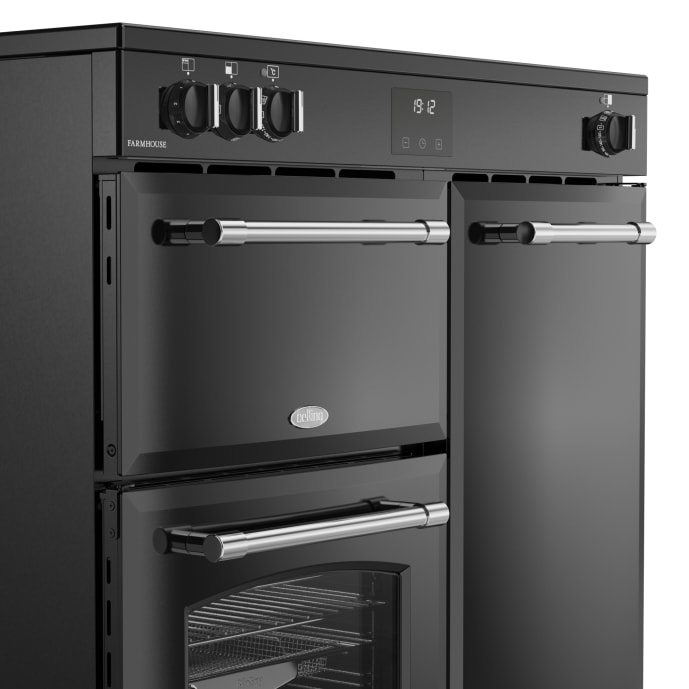 farmhouse-induktionsspis-90-cm-3-ugnar-svart