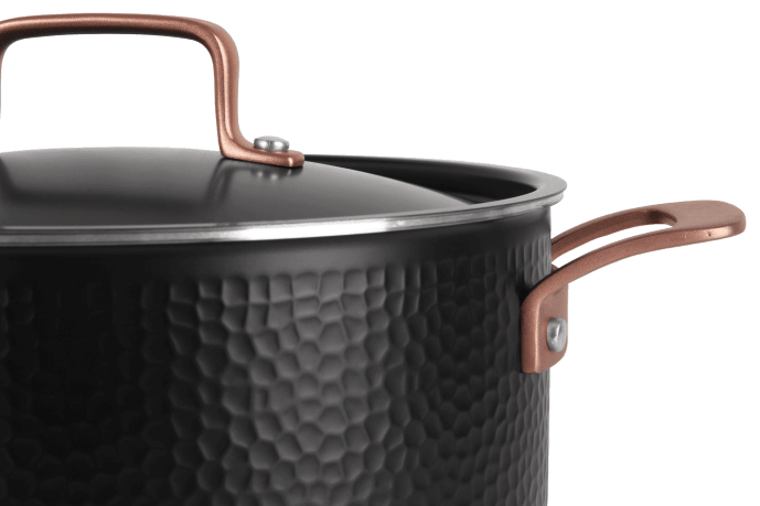 casserole-with-lid-24-cm-5-65-litres-black