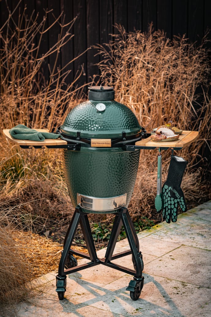 kamado-grill-keramisk-grill-med-understell-og-sidehyller-komplettpakke-m