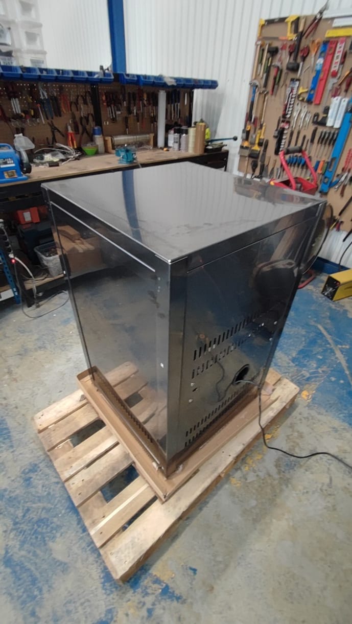 outlet-nordic-line-fritstaende-koleskab-sort