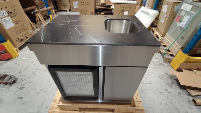 outlet-pure-modul-med-kjoleskap-oppvaskbenk-og-oppbevaringsskap-svart