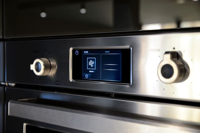 professional-professional-inbyggnadsugn-med-pyrolys-60-cm-rostfri