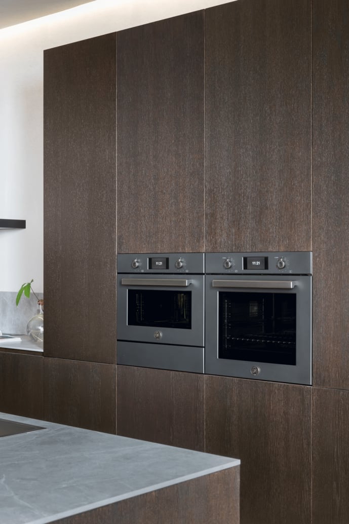 professional-kombiovn-med-mikro-60-cm-carbonio