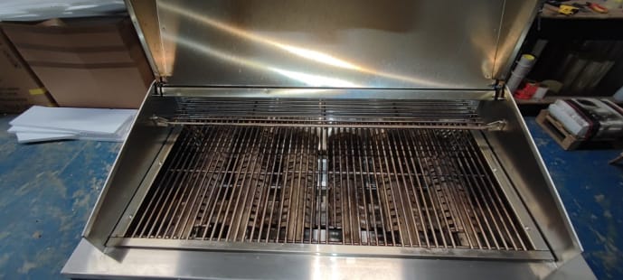 outlet-freistehender-gasgrill