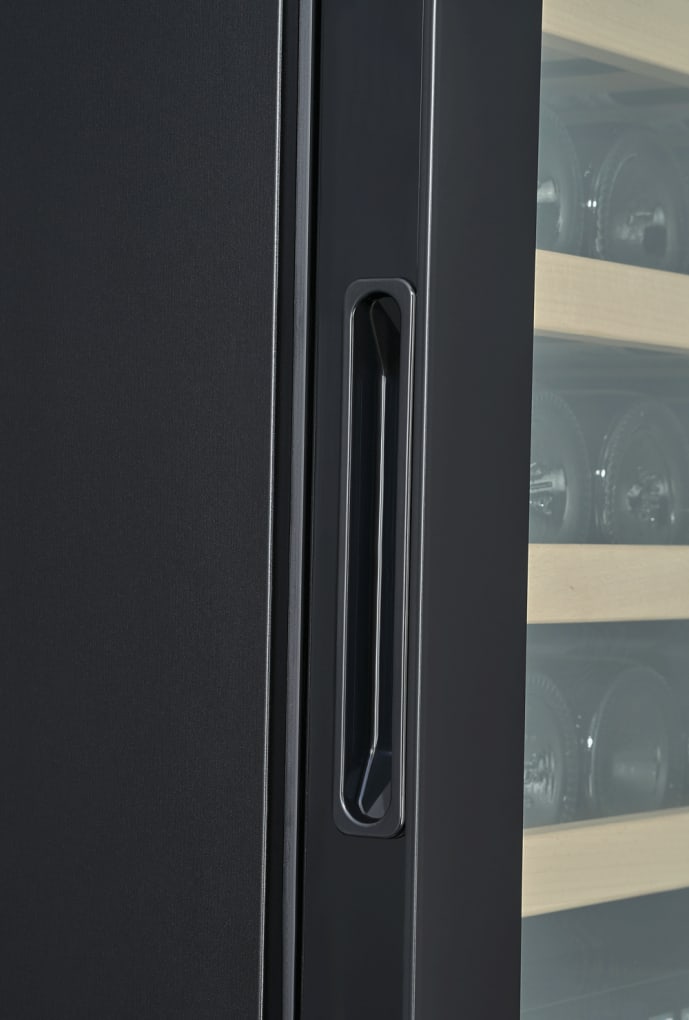 vapaasti-seisova-viinikaappi-polar-collection-99