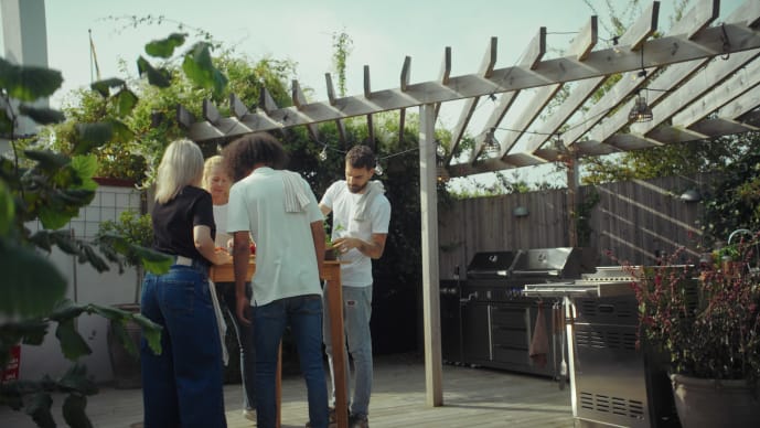stainless-collection-vrijstaande-gas-en-houtskoolbarbecue